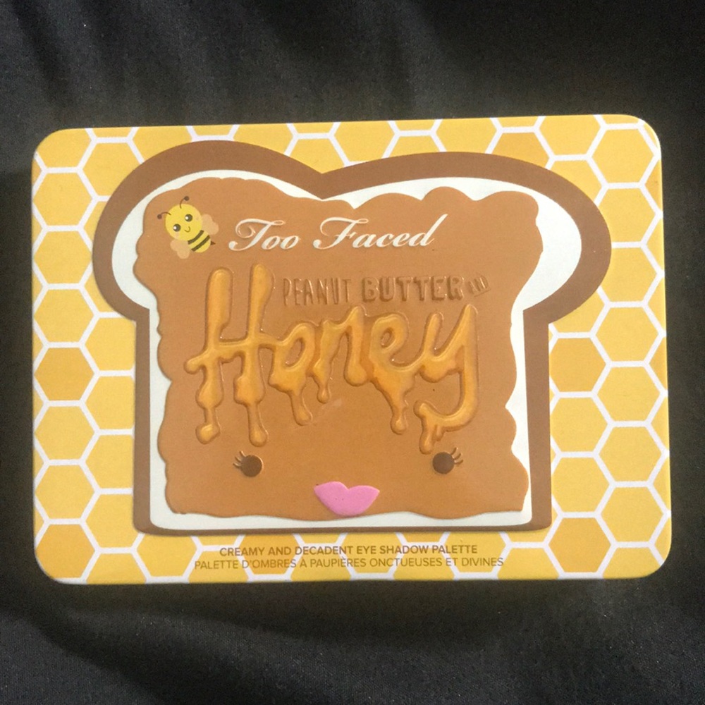 Too Faced Peanut Butter and Honey Pallet